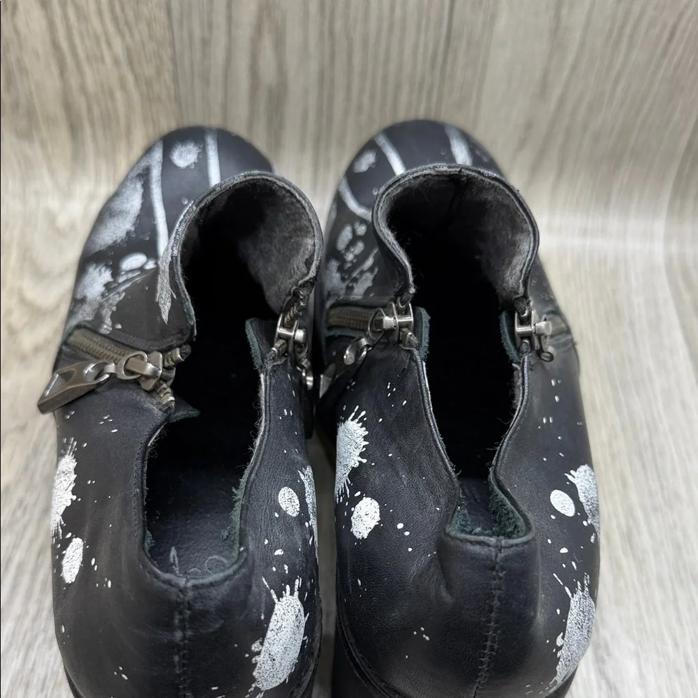 Sofia Black and White Platform Shoes